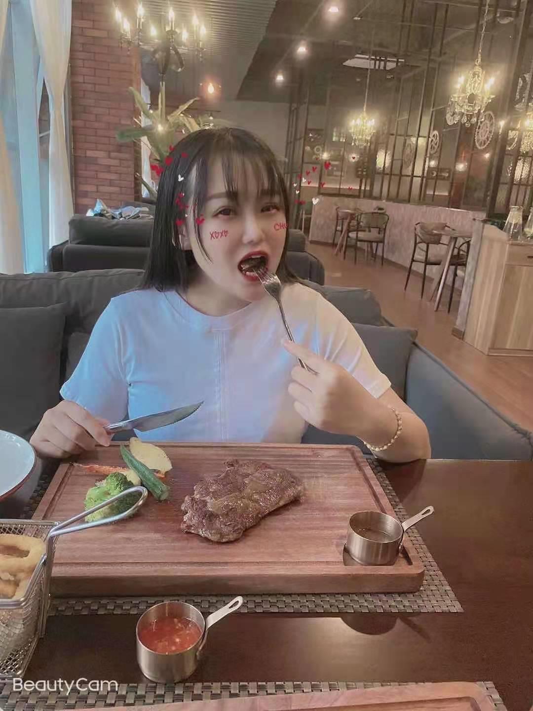 昭觉寺一个小姐姐 第2张